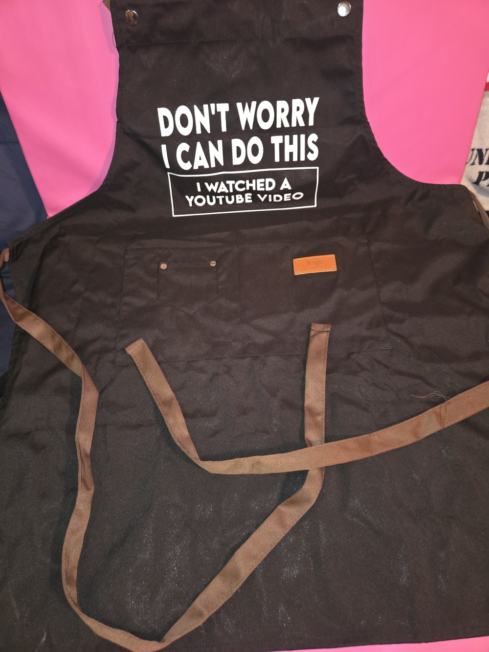 Graphic Black Apron with 'Don't Worry I Can Do This' Print